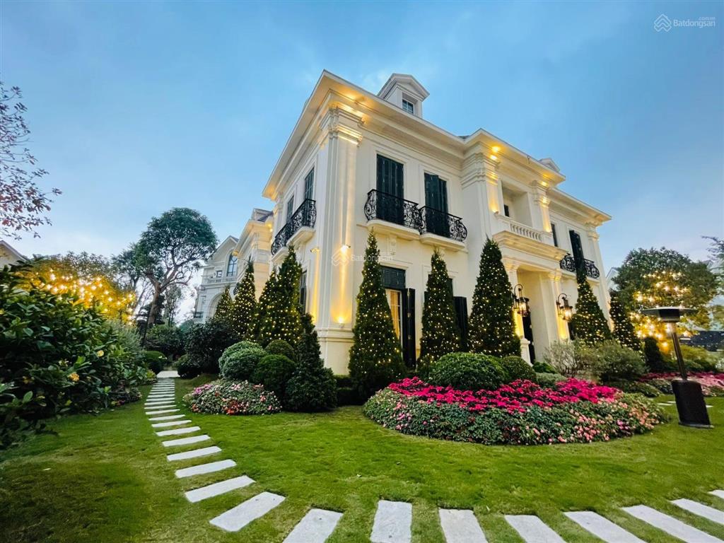 Dinh thự, 987m2, xây thô, vinhomes riverside, sông như vịnh, giá trị sống nhất,  0932 533 ***
