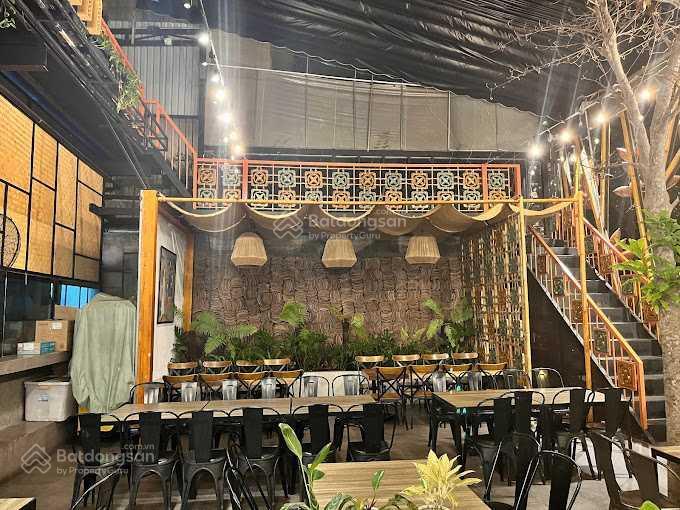 Cho thuê nhà mặt tiền lê qúy đôn, quận 3. dt 12x30m, 1 trệt, 1 lầu. dtsd 800m2