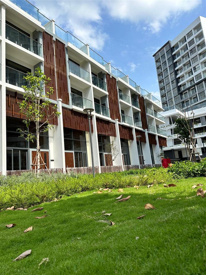 Celadon city  bán "căn góc" 3 mặt tiền glen condo villa v8.09  chênh tốt nhất tt  giá 28.69 tỷ