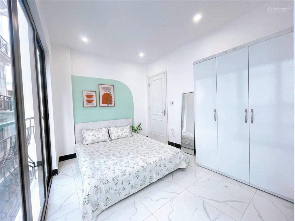 Tòa chdv cầu giấy, mới 55m2*6t*15p kk, tm, full đồ, logoc, ngõ thoáng. pccc & gpxd đủ