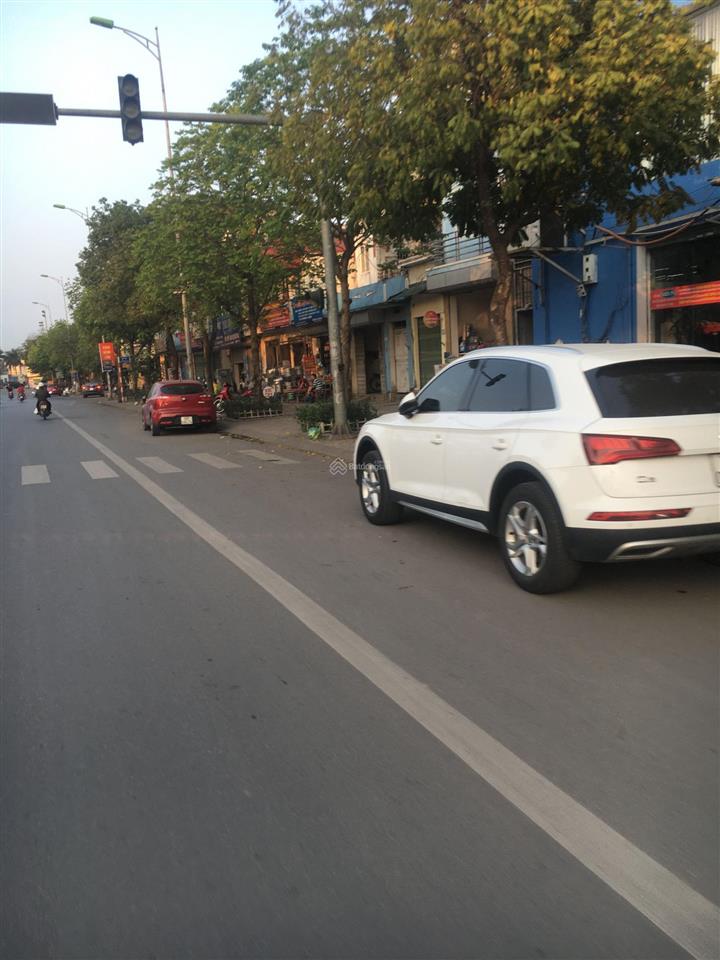 Bán nhà mặt phố ngô gia tự, dt 145m2, mt 7.20 m, kinh doanh, vị trí đỉnh cao,  0372 818 ***