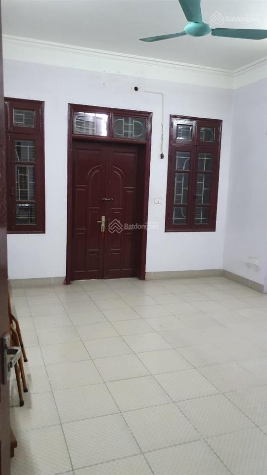 Cho thuê nhà văn quán 80m2, 4 tầng, 19tr xe tải tránh nhau