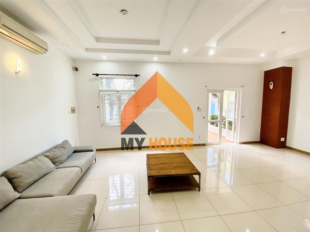 Sos! biệt thự trắng sân vườn thư giãn thảo điền 350m2