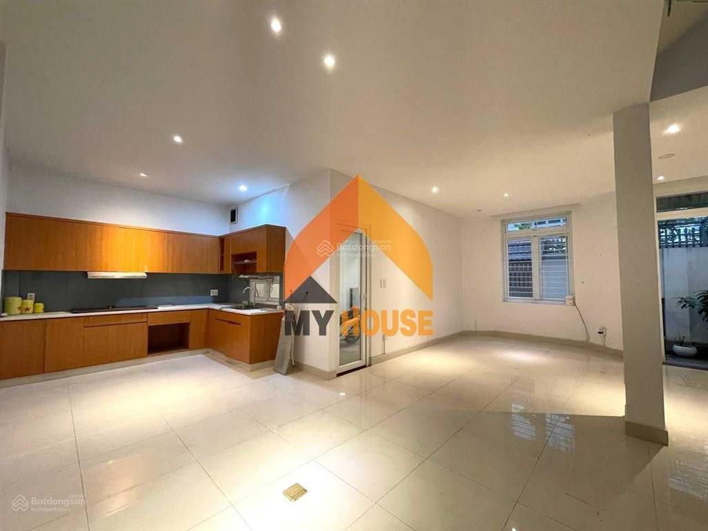 Bất ngờ chưa anh chị! villa thảo điền lung linh có 35tr/ sd 350m2