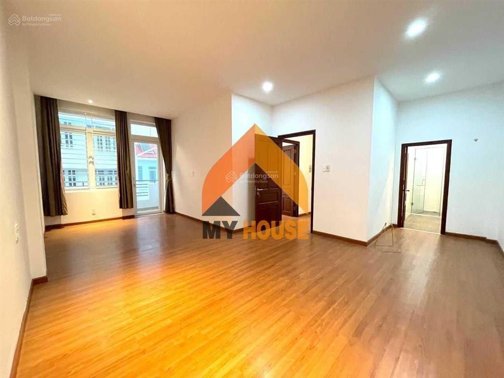 Bất ngờ chưa anh chị! villa thảo điền lung linh có 35tr/ sd 350m2