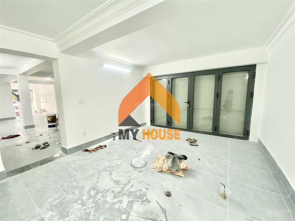 Myhouse chúng em cho thuê tòa nhà đẹp, độc, đỉnh quận 2