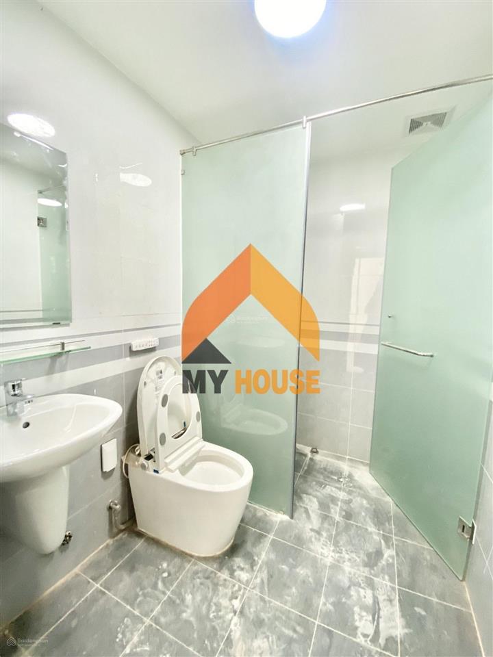 Myhouse chúng em cho thuê tòa nhà đẹp, độc, đỉnh quận 2
