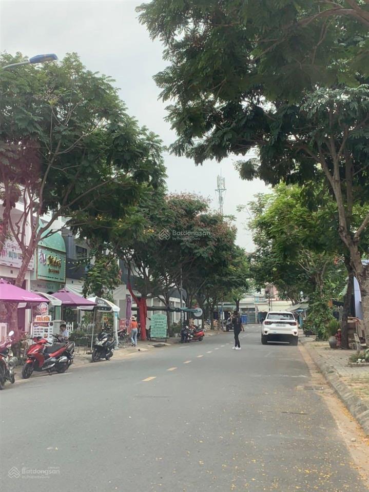 Cần cho thuê căn shophouse thuận tiện kinh doanh văn phòng diện tích 100m2, 1 trệt, 2 lầu, giá 14tr