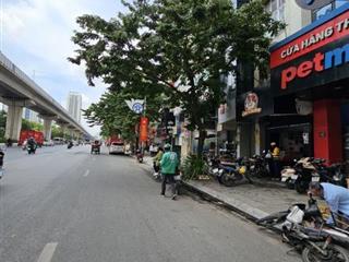Bán nhà mặt phố Nguyễn Trãi, vỉa hè ô tô đỗ, kinh doanh đỉnh cao, 110m2, mt 4.5, chỉ 30 tỷ