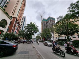 Bán nhà mặt phố Láng Hạ, lô góc, vỉa hè ô tô, kinh doanh, 100m2, mt 4.5m, chỉ ngoài 50 tỷ.
