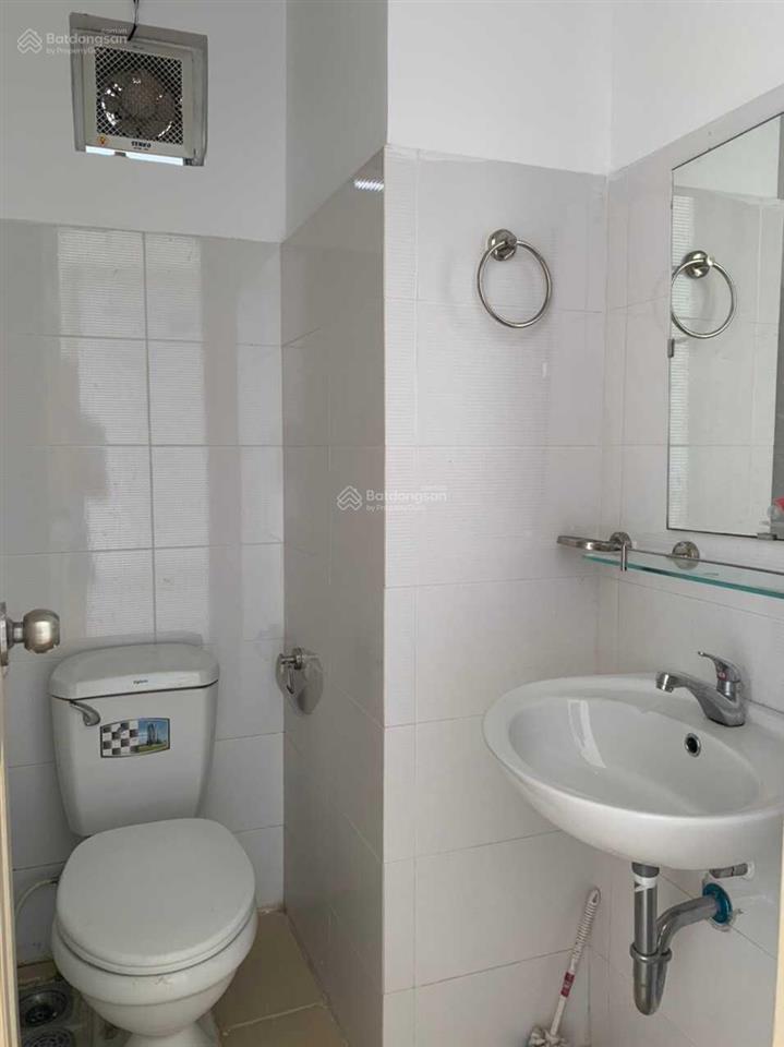 Căn hộ hqc mặt tiền nguyễn văn linh, căn góc 70m2, 2pn, giá 1.4 tỷ