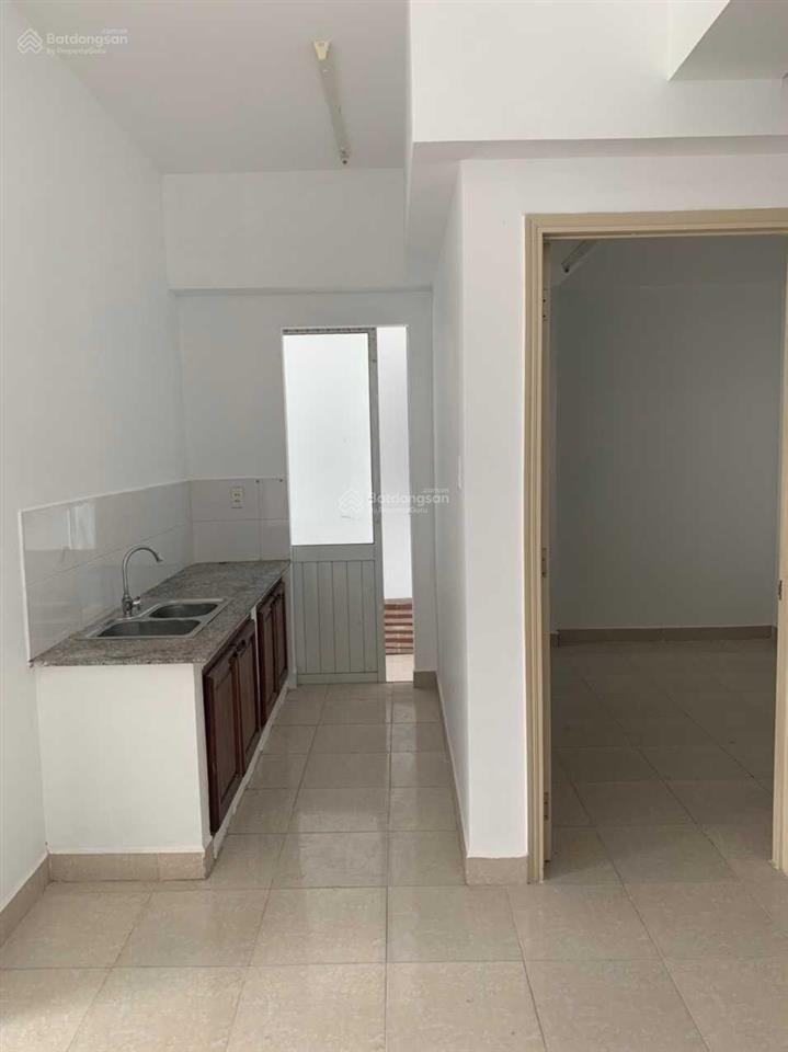 Căn hộ hqc mặt tiền nguyễn văn linh, căn góc 70m2, 2pn, giá 1.4 tỷ