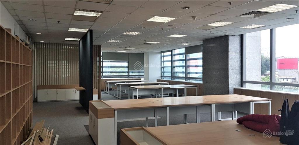 Cần cho thuê vp khu trung hòa nhân chính 800m2 có thể thuê nhỏ diện tích, giá chỉ 170 nghìn/m2/th
