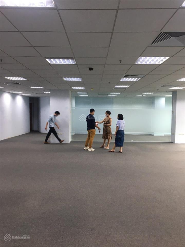 Cho thuê vp phố trần quang diệu, quận đống đa, gần hồ hoàng cầu, 100m2, giá 130ng/m2/th