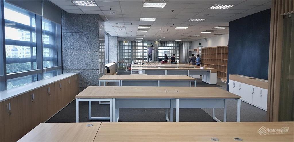 Cho thuê văn phòng cdc building 25 lê đại hành dt 800m2 có thể chia nhỏ giá 220 nghìn/m2/th