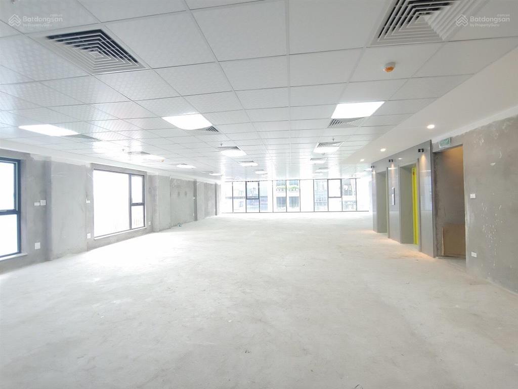Cho thuê văn phòng n03 trung yên 9, cầu giấy, 260m2 có trần sàn, giá 170 nghìn/m2/tháng