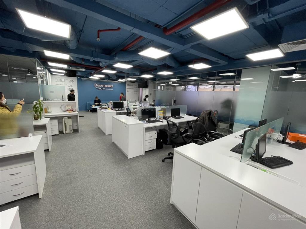 Cho thuê vp tòa nhà vcci tower quận đống đa, phố đào duy anh dt 300m² giá 190 nghìn/m2/tháng