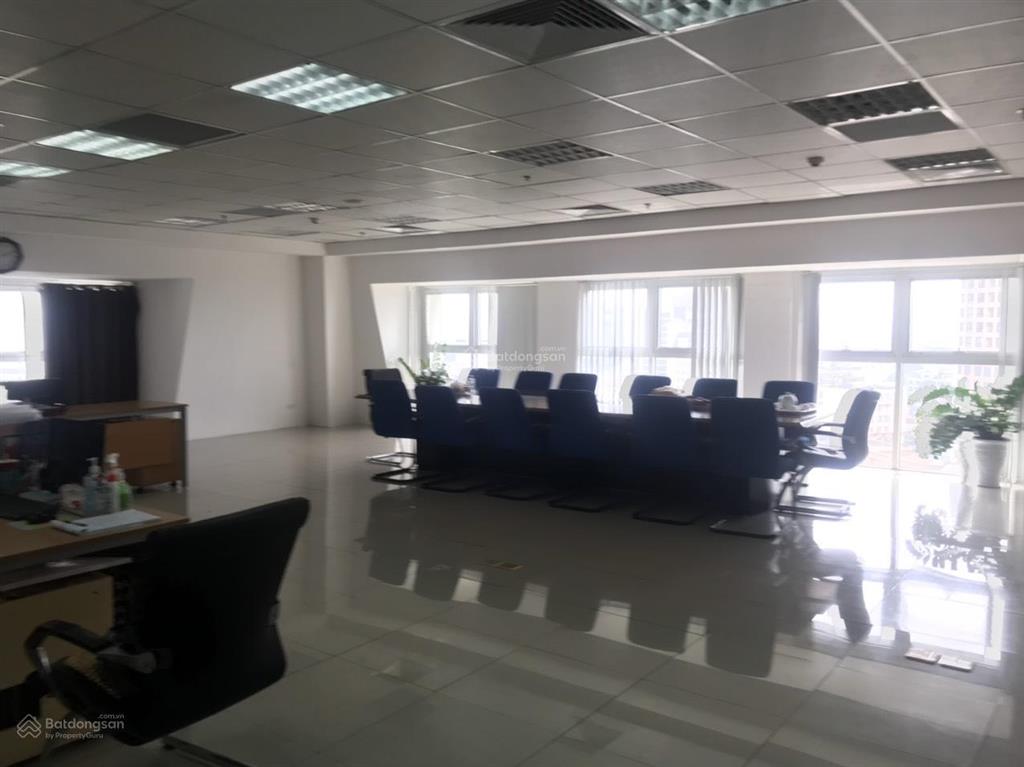 Cho thuê vp sky city towers 88 láng hạ dt 100m2 sẵn nội thất giá 120k/m2/th