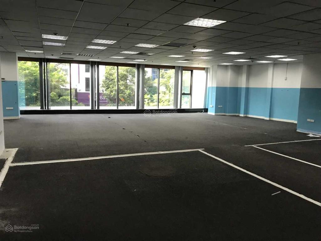 Cho thuê văn phòng dt 400m2 có thể chia nhỏ diện tích, phố trung hòa, giá thuê chỉ 200k/m2/th