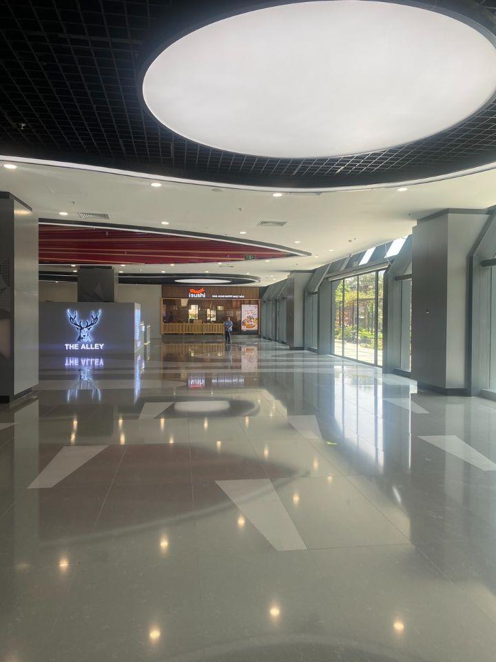 Cho thuê tầng 1,2,3,4 trung tâm thương mại mới toanh tại dự án The Zei Plaza, Lê Đức Thọ, Mỹ Đình