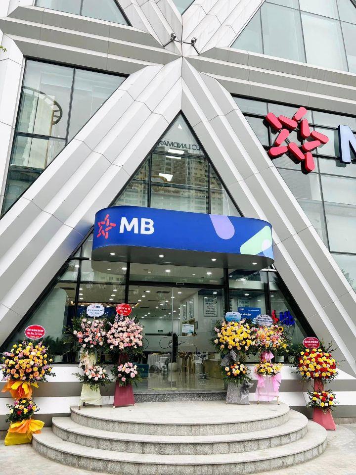 Cho thuê tầng 1,2,3,4 trung tâm thương mại mới toanh tại dự án The Zei Plaza, Lê Đức Thọ, Mỹ Đình