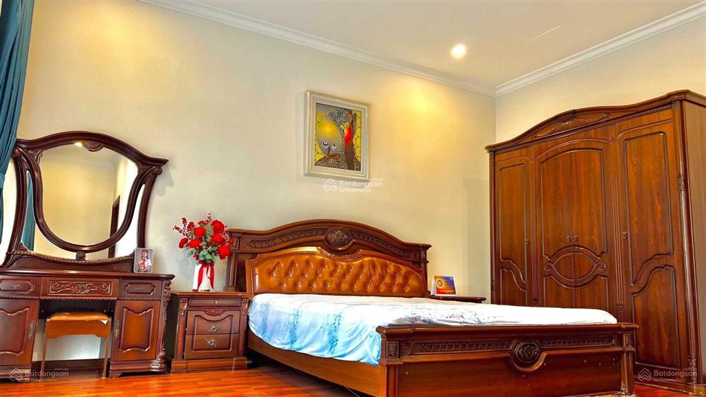 Bán căn biệt thự song lập 158 m2 full nội thất vị trí đẹp về ở ngay, 0981 691 ***