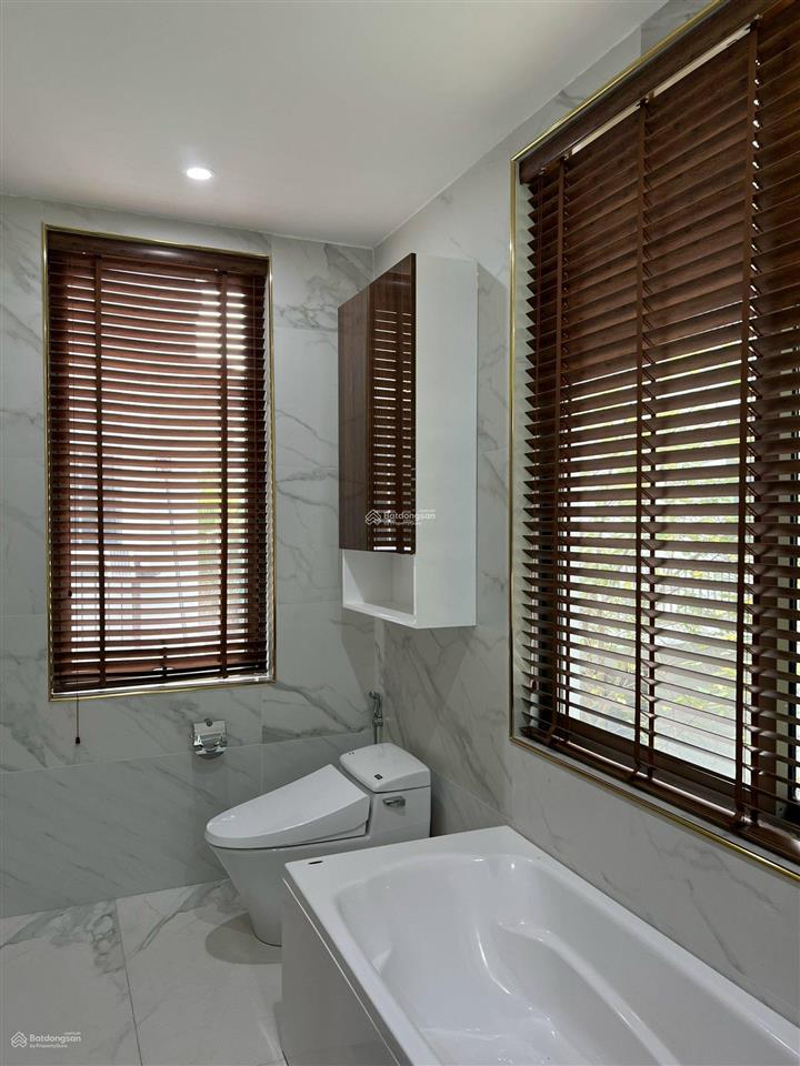 Bán căn biệt thự song lập 158 m2 full nội thất vị trí đẹp về ở ngay, 0981 691 ***