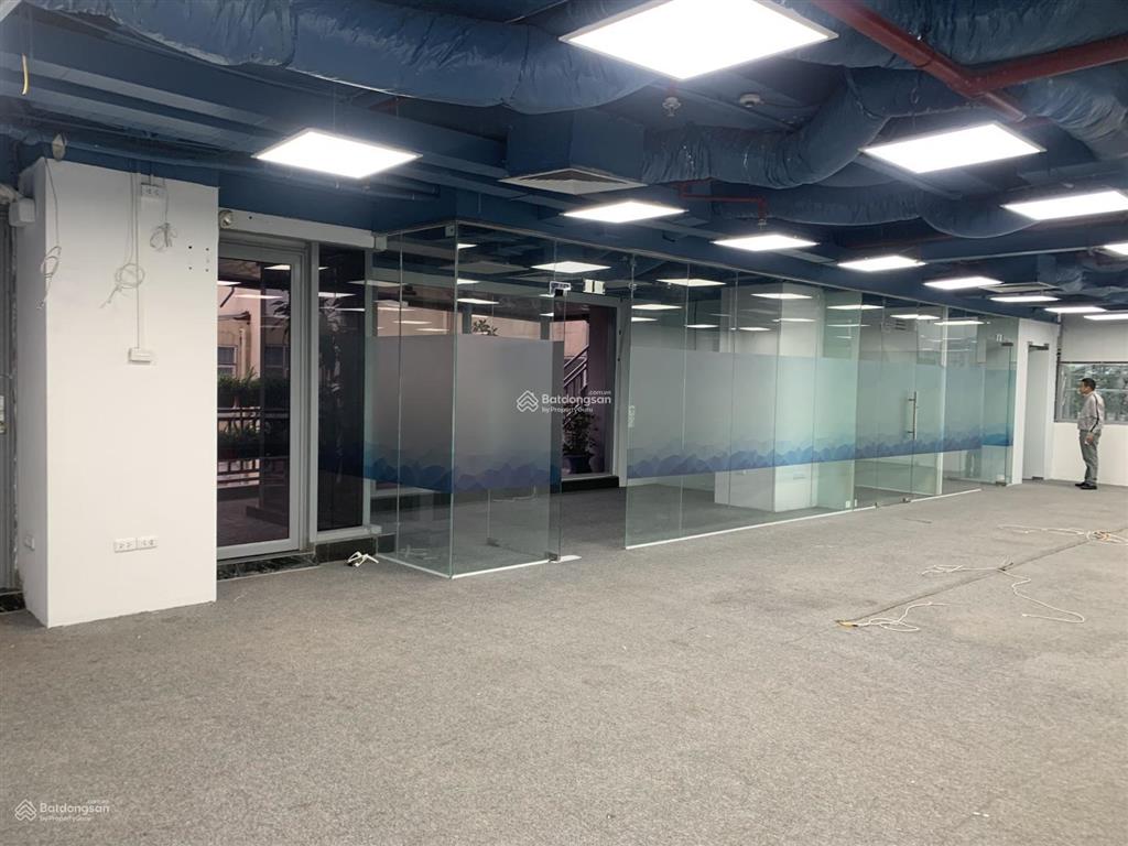 Cho thuê văn phòng phố đội cấn, ba đình, hà nội 50m2