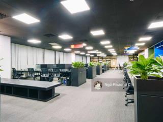 Công ty mình cần nhượng sàn văn phòng 500m2 tại ngoại giao đoàn, full toàn bộ nội thất dùng free