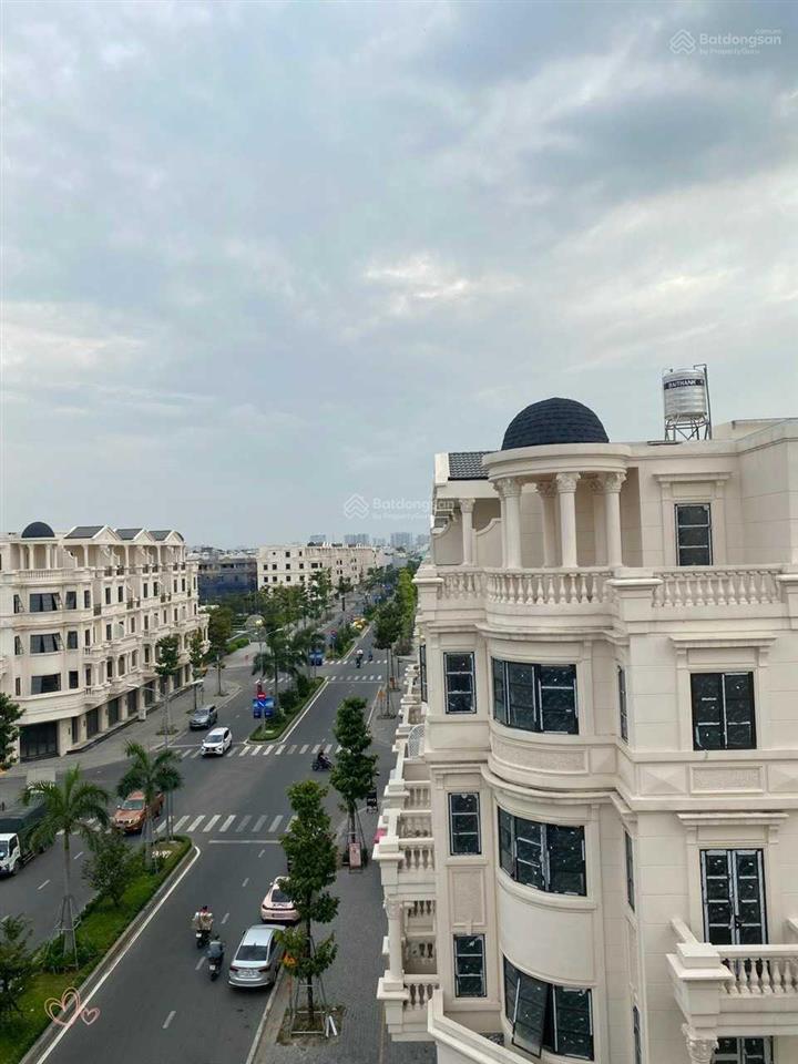 Chính chủ cho thuê nguyên sàn lầu 3 làm vp giá chỉ 11tr/tháng. có hầm để xe và sẵn máy lạnh