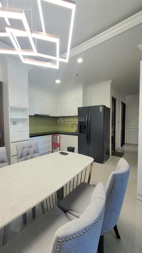 Q7 boulevard 2pn  2wc  9,5 triệu  2pn 2wc  70m2. căn góc  liền kề pmh q7