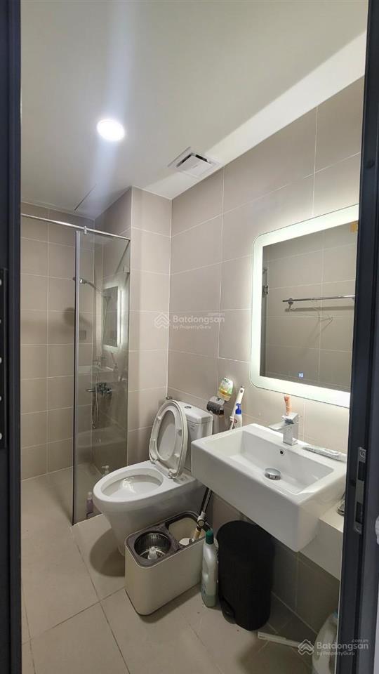 Q7 boulevard 2pn  2wc  9,5 triệu  2pn 2wc  70m2. căn góc  liền kề pmh q7