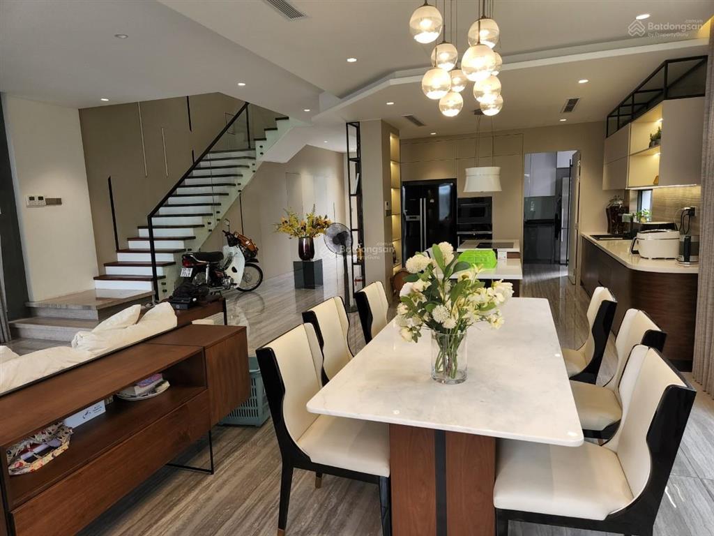 Định cư nước ngoài  chính chủ cần bán nhanh nhà phố jamona golden silk 5x19m, giá 17 tỷ