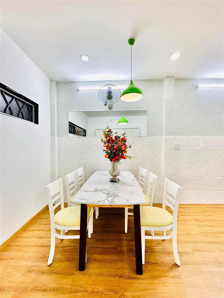 Bán nhà đẹp nguyễn thái sơn, p4, gò vấp, 48m2, 2 tầng btct, hẻm xe hơi 4m sát mặt tiền, chỉ 4 tỷ tl