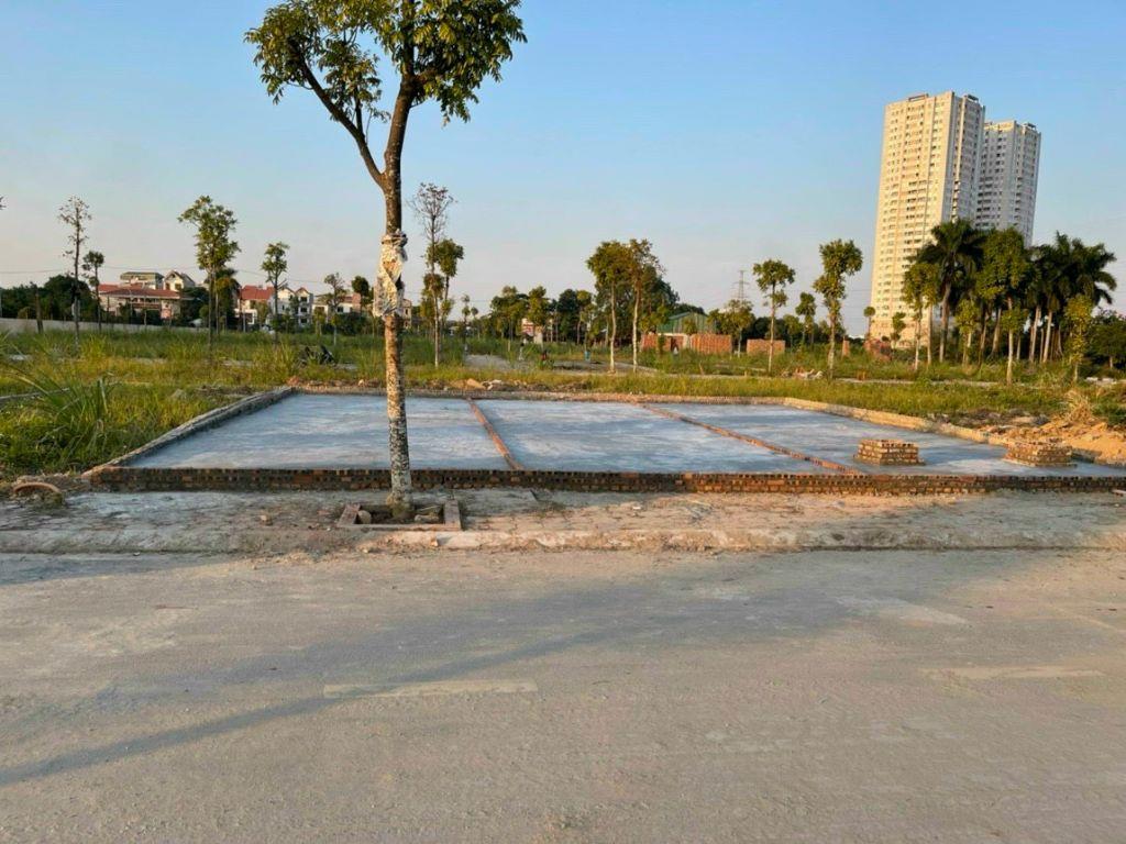 Bán Gấp Lô Đất Dịch Vụ Vân Canh 49m2 khu 6.9ha. Ngay Ngã 5 Đường Trịnh Văn Bô Và Vành Đai 3.5