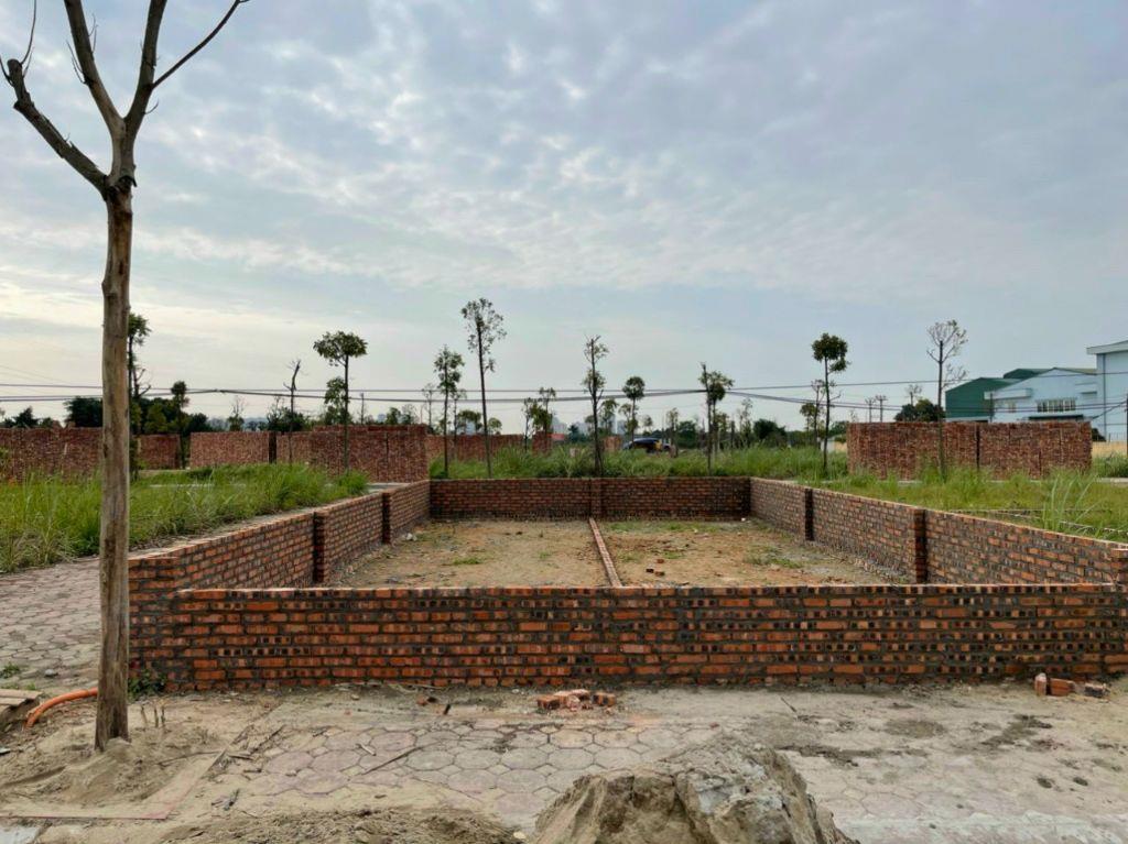 Bán cực phẩm lô góc cứu hỏa đất dịch vụ vân canh 60m2, mặt tiền 5m. gần công viên