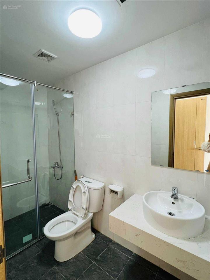 Hot! cho thuê các căn hộ ở tòa samsora có dt 70m2 gồm 2pn 2wc, có cơ bản và full đồ