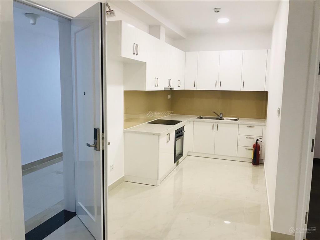 Cần bán office tell saigon mia 42m2. giá 2 tỷ 5, gọi em ngọc 0979 191 ***