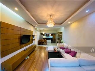 Hải yến 0963 775 ***  cho thuê căn hộ 3pn tại saigon pearl giá 25 triệu net. nội thất đẹp