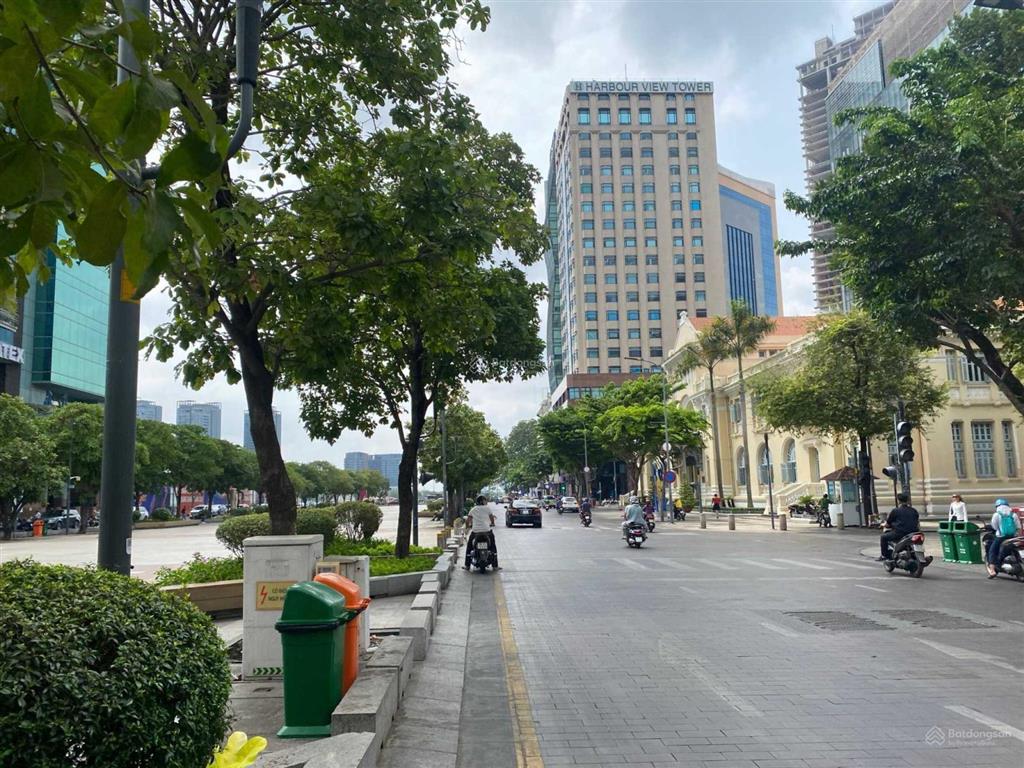 Cho thuê nhà mặt tiền số 49 nguyễn huệ, quận 1, dt 8x26.5m, 1 trệt 2 lầu, st, dtsd 424m2