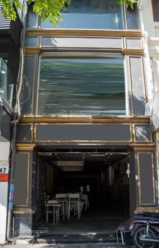 Cho thuê nhà mặt tiền số 49 nguyễn huệ, quận 1, dt 8x26.5m, 1 trệt 2 lầu, st, dtsd 424m2