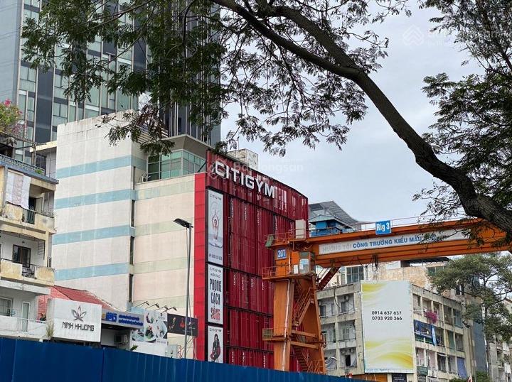 Cho thuê góc 4mt "siêu vip" tại 28  28a lê lợi, phường bến nghé, quận 1. hầm 8 lầu. dtsd 3.000m2
