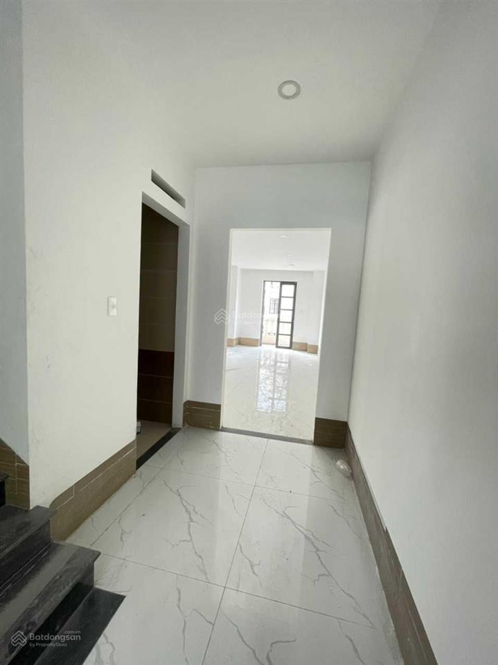 Mặt tiền phan văn trị cityland park hills phường 10, 29 tỷ 800 hoàn thiện cho thuê 65tr/th