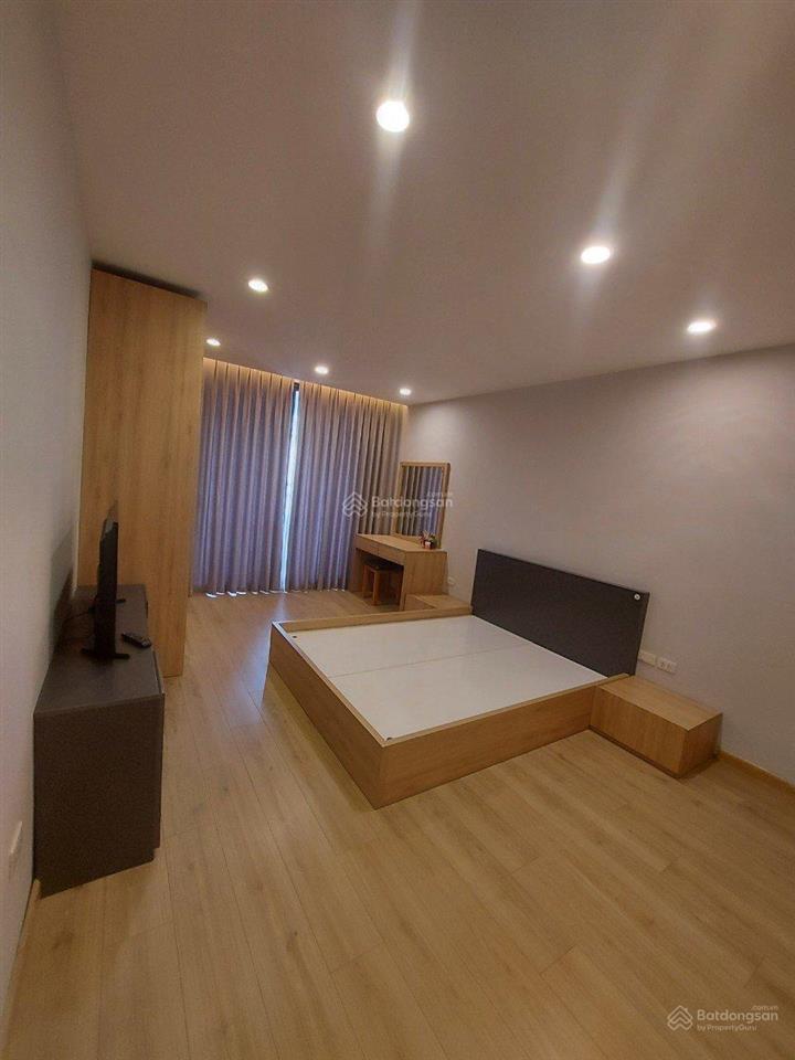 Cho thuê căn hộ trung hòa nhân chính 3 phòng ngủ full đồ 153m2 giá chỉ 17 triệu/ tháng