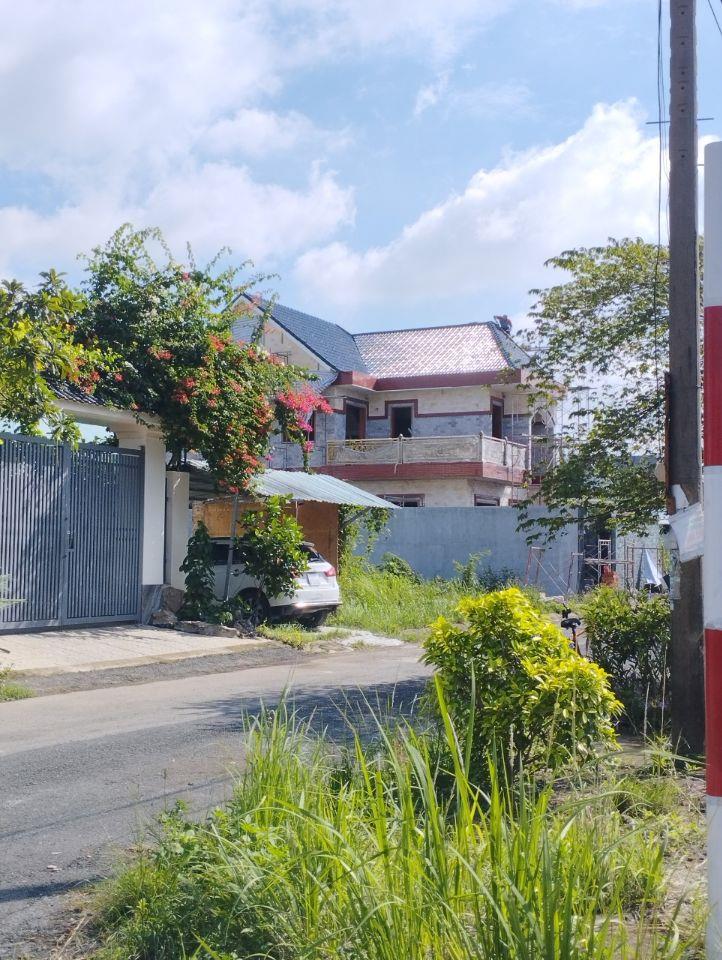 Cần bán gấp Dự án Đông Dương đường Bưng Ông Thoàn, Phường Phú Hữu, Diện tích 220m², Giá 40 Triệu/m²