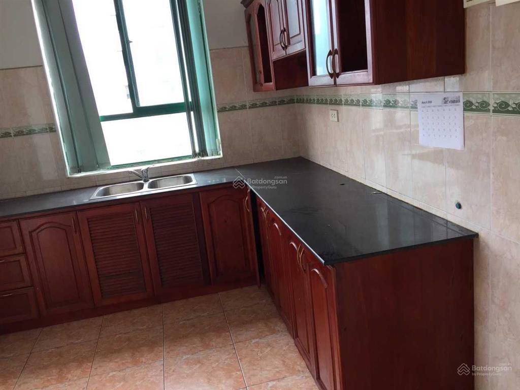Cho thuê căn hộ 17t, 3 phòng ngủ, đồ cơ bản, giá chỉ 17 triệu/tháng,  0911 121 ***