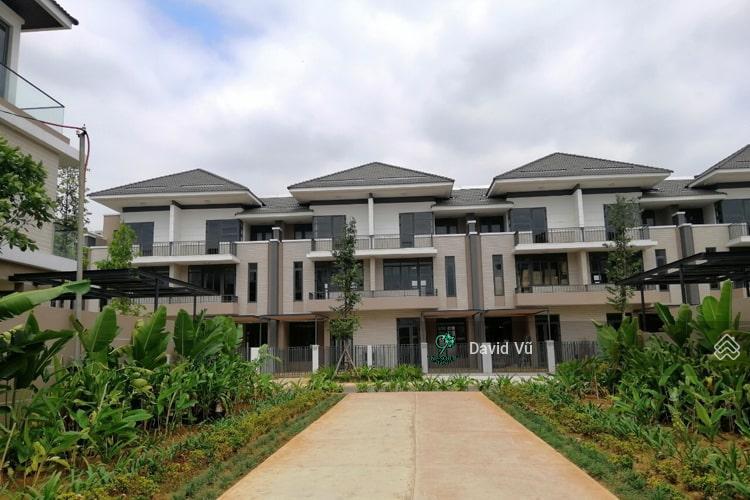 (chính chủ) bán gấp bt lavila kiến á nhà bè mt nguyễn hữu thọ dt 0909 389 ***