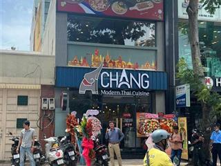 Cho thuê nhà mặt tiền nguyễn thái học, q1. dt 8x25m. 1 trệt 3 lầu. dtsd 500m2
