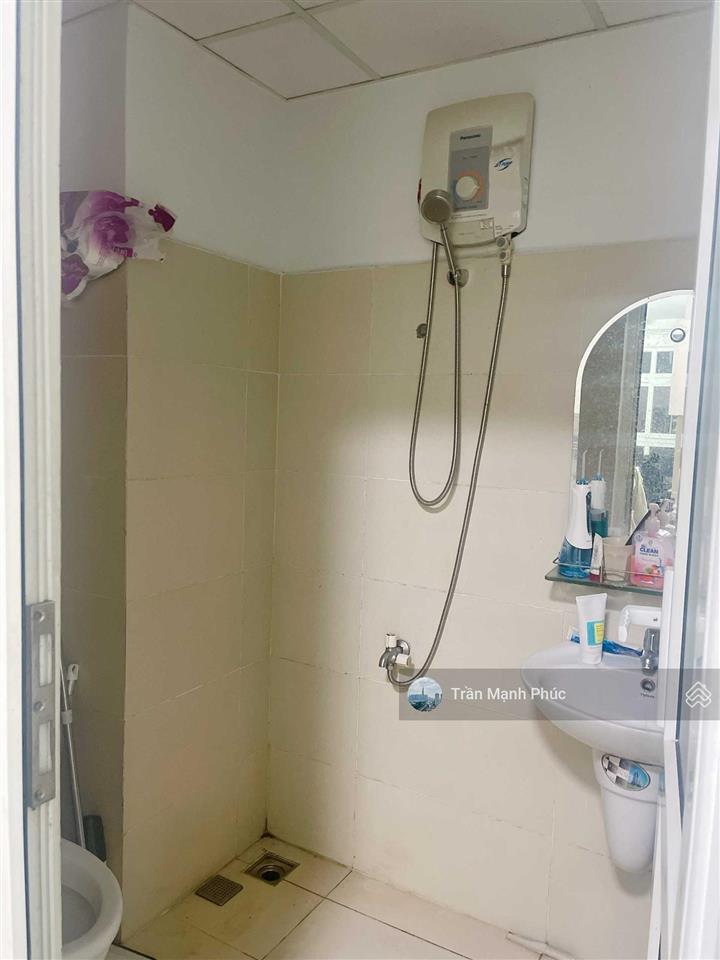 Cần bán căn hộ 2pn, giá 2,3 tỷ, có sổ hồng riêng, chung cư sunview town