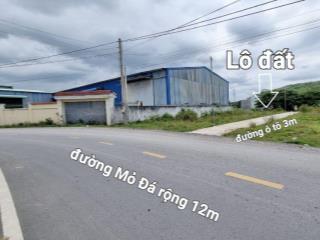 "Lô đất Diên Sơn- Diên Khánh cách đường nhựa liên xã Mỏ Đá chỉ khoảng 20 mét. 